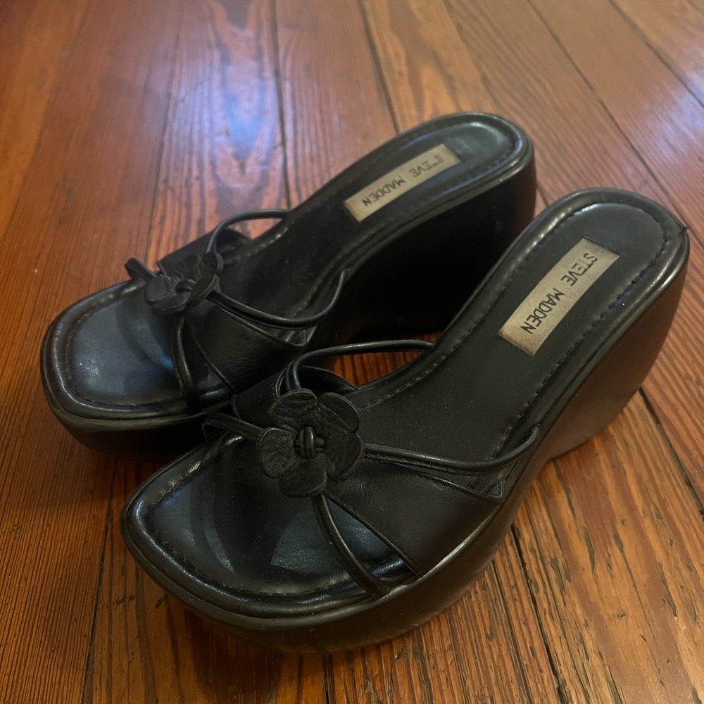 VINTAGE Steve Madden mules / wedges